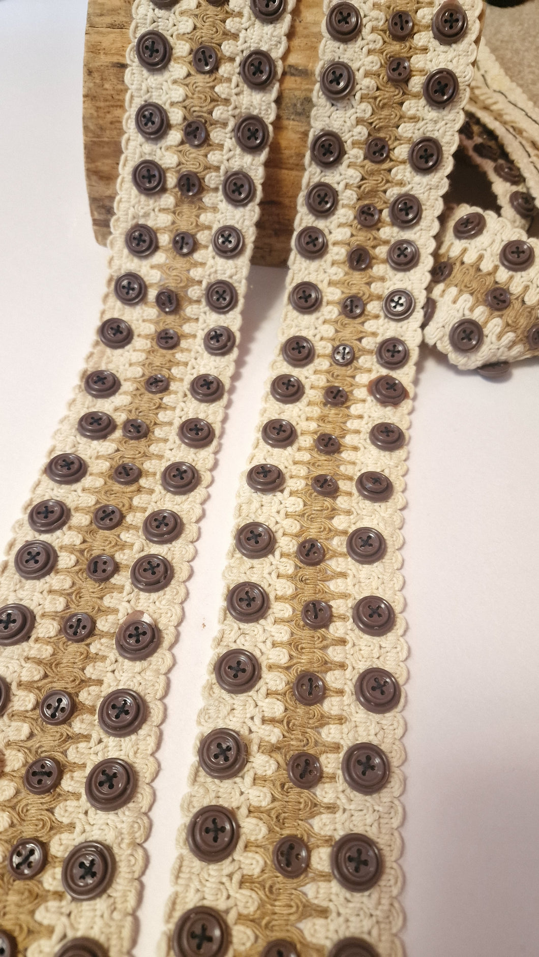 Crochet trim for sewing