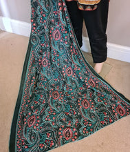 Load image into Gallery viewer, Bareeze shawl-79
