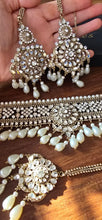 Load image into Gallery viewer, gold choker
