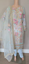 Load image into Gallery viewer, Maira-floral
