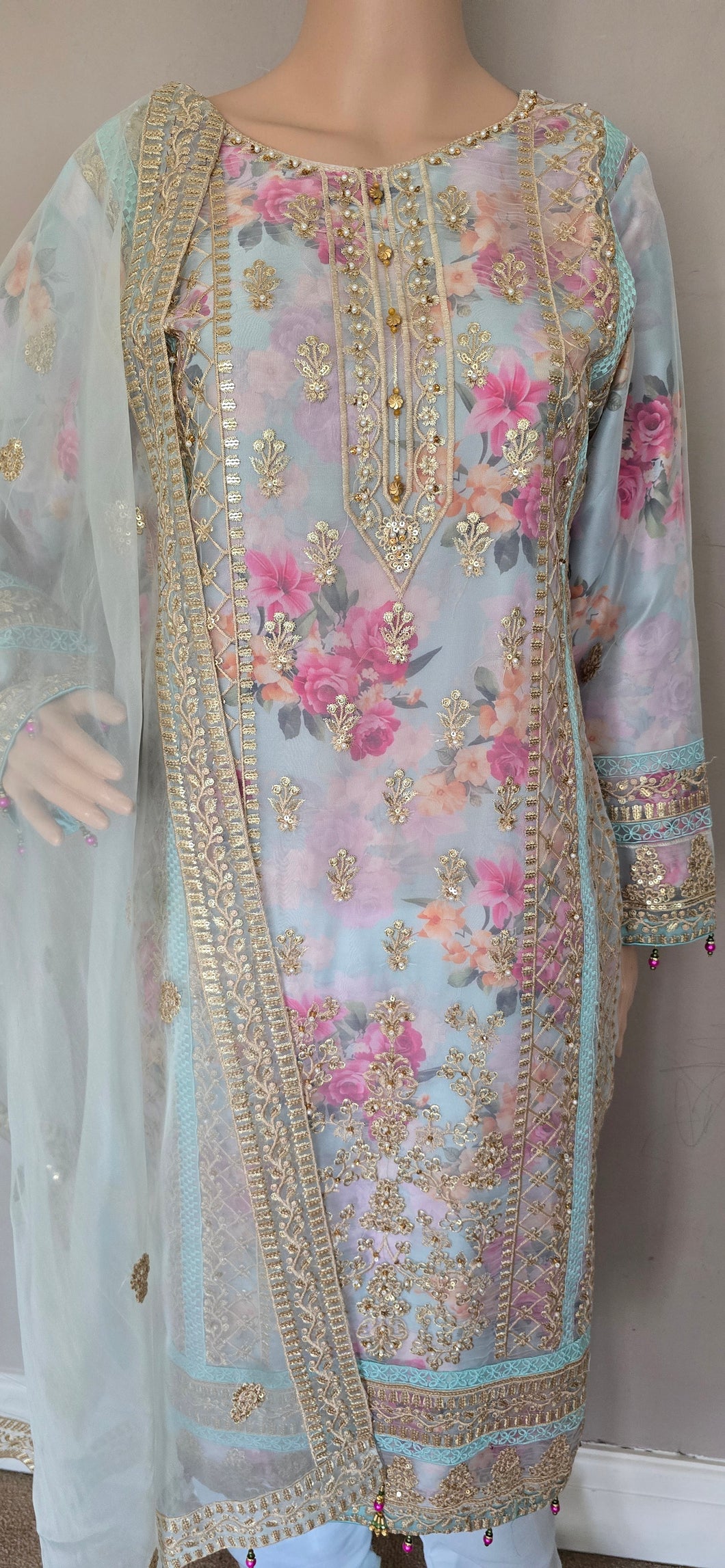 Maira-floral