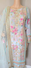 Load image into Gallery viewer, Maira-floral
