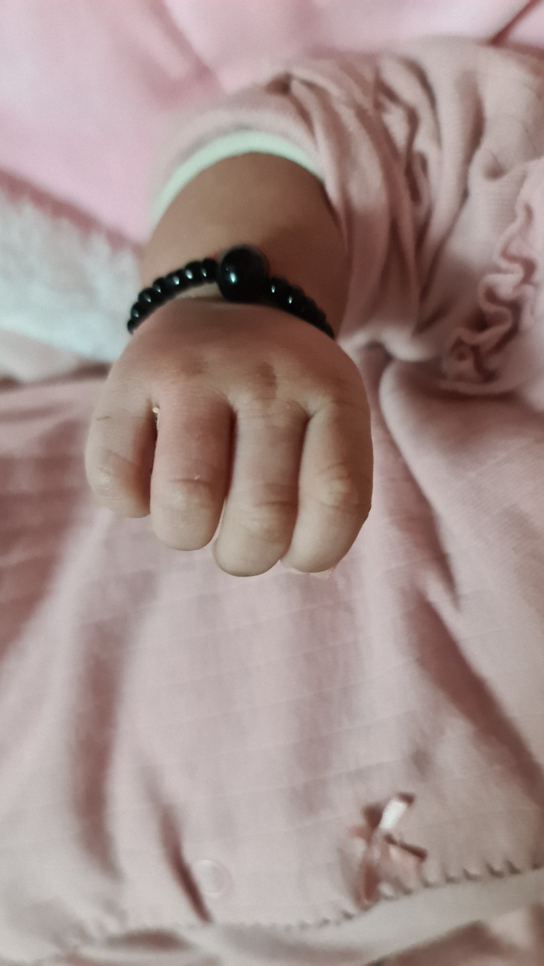Kids black bead bracelet