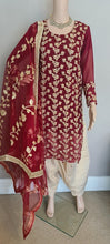 Load image into Gallery viewer, indian dress ethnic tribal dress kuchi dress shalwar kameez mehndi outfit
