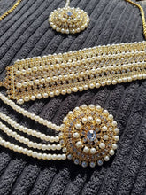 Load image into Gallery viewer, INDIAN JEWELRY, Indian Earrings, Pakistani Jewelry, Pakistani Bridal, Indian Jewellery, Wedding Earrings, Jhumka, Jhumki, Gold Jewelry
