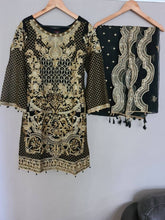 Load image into Gallery viewer, pakistani original designer dress salwar kameez pakistani clothes indian dress anarkali bridal dress bridal gown indian bridal dress

