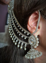 Load image into Gallery viewer, INDIAN JEWELRY, Indian Earrings, Pakistani Jewelry, Pakistani Bridal, Indian Jewellery, Wedding Earrings, Jhumka, Jhumki, Gold Jewelry
